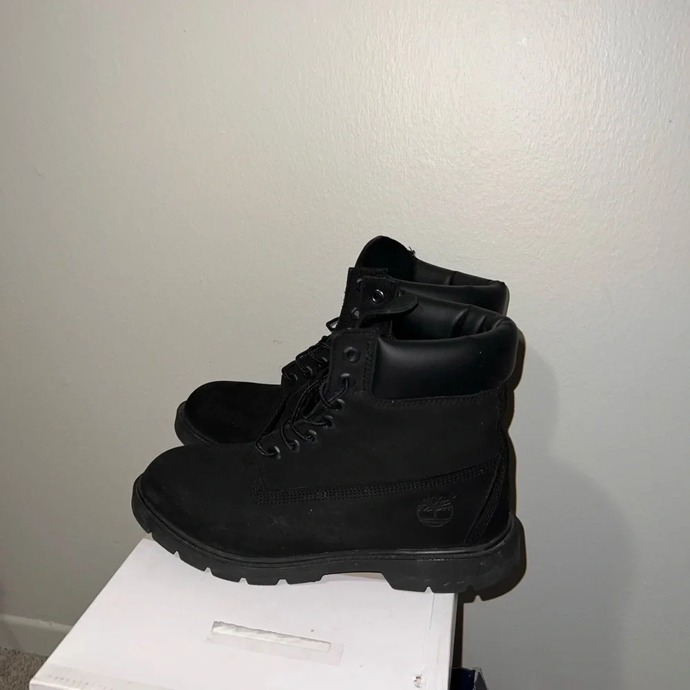 Black Timberland Boots